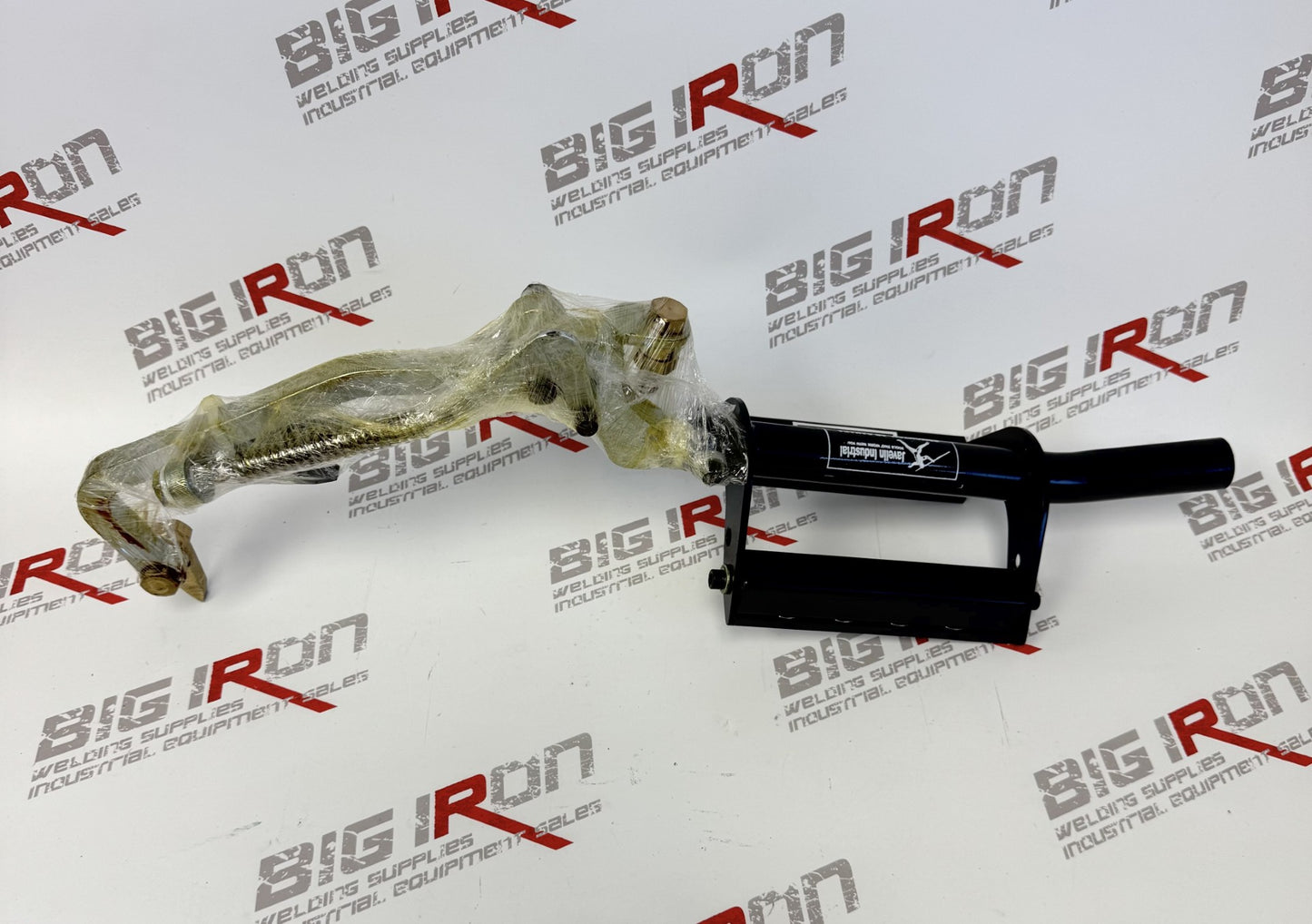 Pipelining Magnetic Ground Clamp With Spring