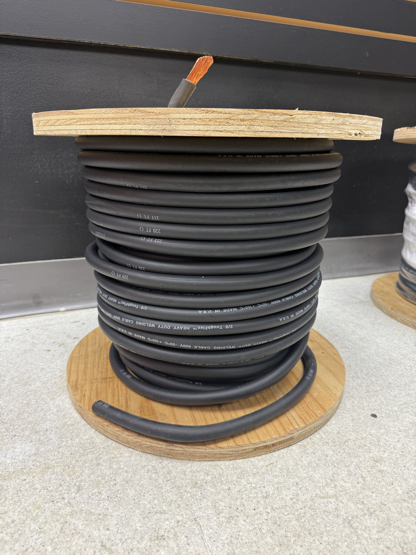 Welding Cable, 600V, 2/0 AWG, 250’ Roll