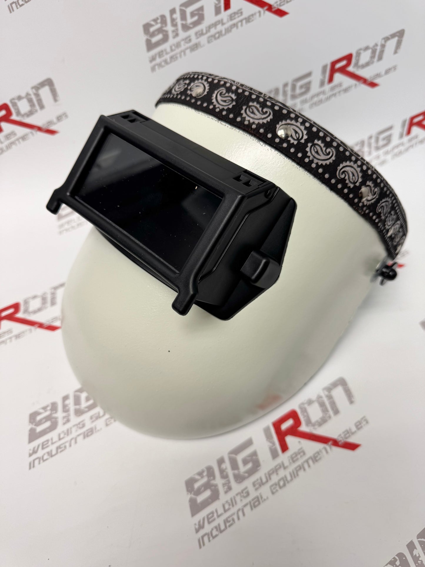 OUTLAW LEATHER- Pipeliner-B/W Paisley Chopper Top